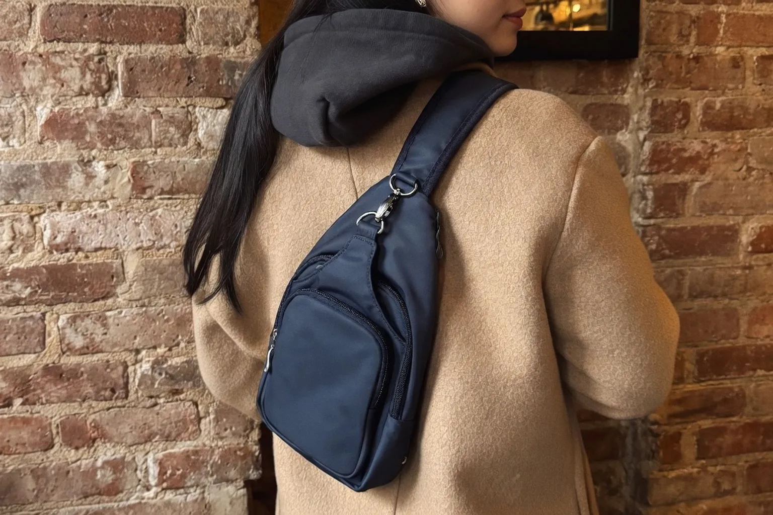 Choisir son sac bandoulière pour voyager : 27 modèles passés au crible