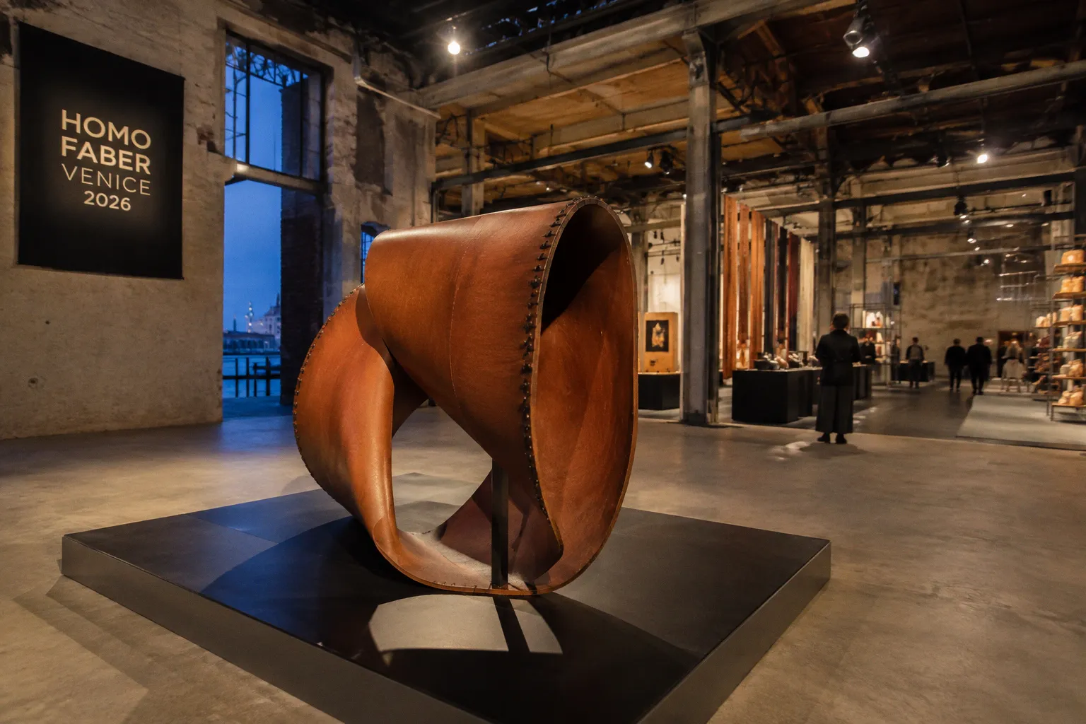 Homo Faber 2026 : Quand le cuir s'affirme comme une sculpture d'art vivant